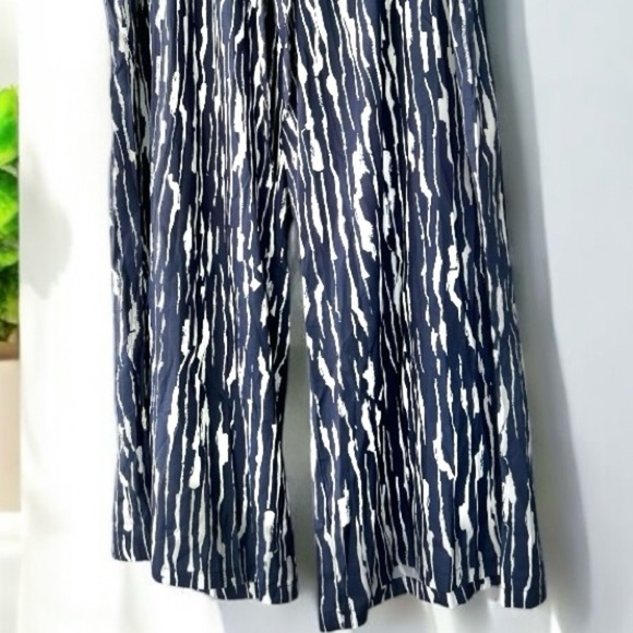 NWT! Blue & White Wide Leg Pocket Pants Size 22-24 or 3X - Picture 4 of 6